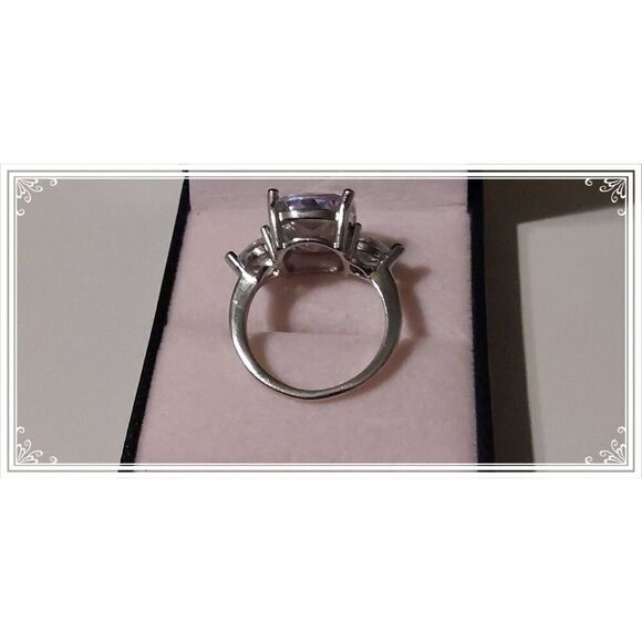 Stunning 8 Ct. Emerald & Trillion Cut Genuine Diamond Simulant Bridal Ring Sz 8 - Picture 3 of 5